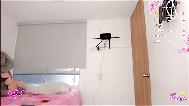 Nicol_ofi24 Adlı Modelin Web Kamerası Şovu