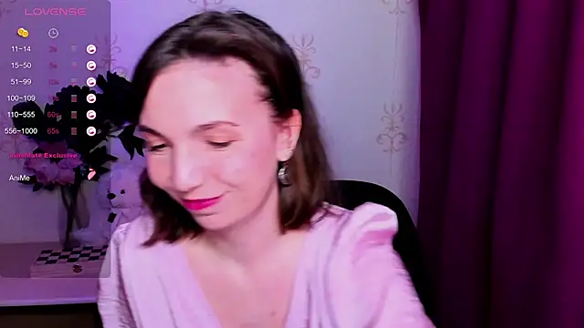 KindHazelHere_ Chat XXX in diretta