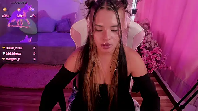 cata_desire লাইভ XXX চ্যাট