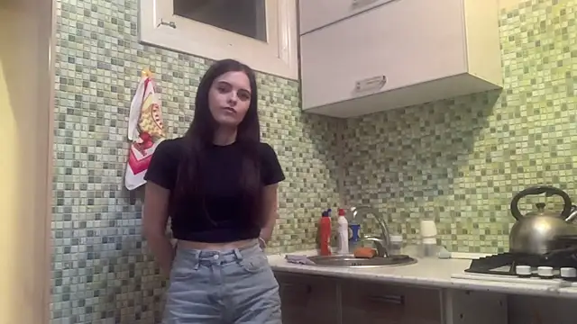 Chatroom XXX en direct de KikiAmino