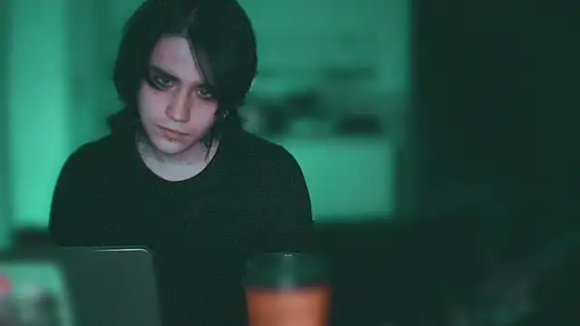 sademobeer 网络视讯表演