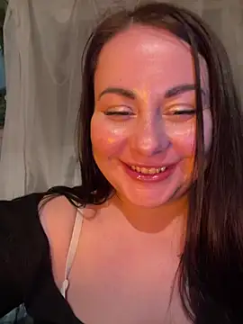 DaisyStreet Live XXX-chat