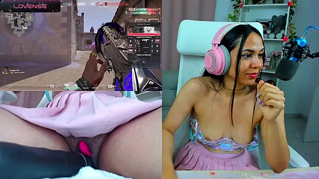 XXX chat uživo modela VenusIslove