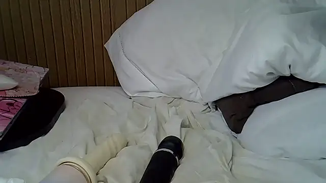 AnaLuxJulia live XXX chat