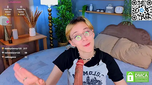 Sharlikiss Live XXX-Chat