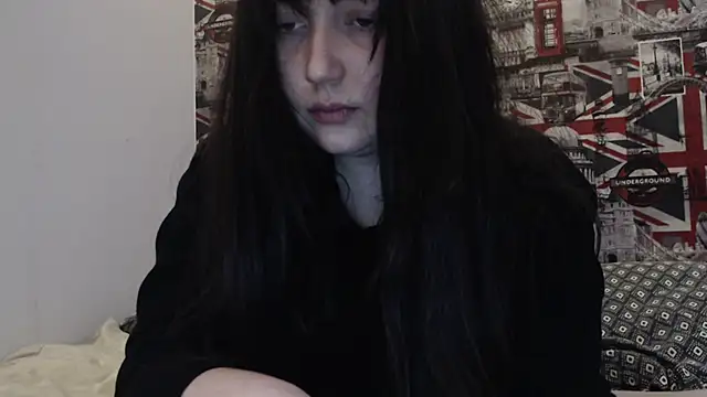 Lynylou Show in webcam