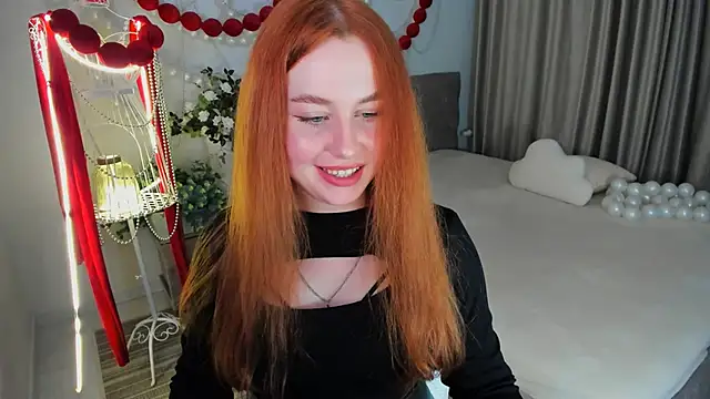 AirySilhouette Live XXX Chat