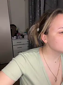 Онлайн чат XXX mollygirll