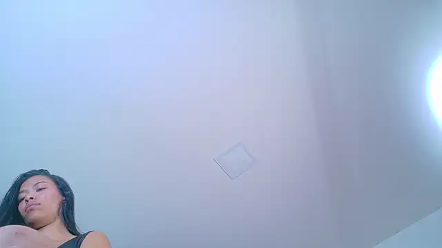 RiriiBrunette__'s Live XXX Chat