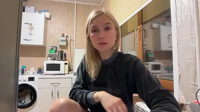 Онлайн чат XXX AngelJeni