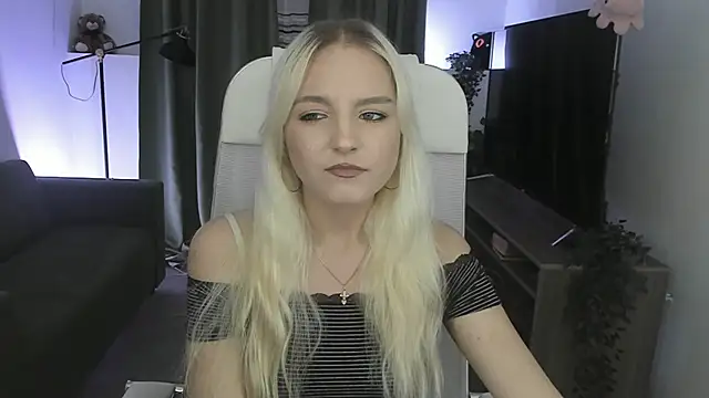 ViolaMore's Live XXX Chat