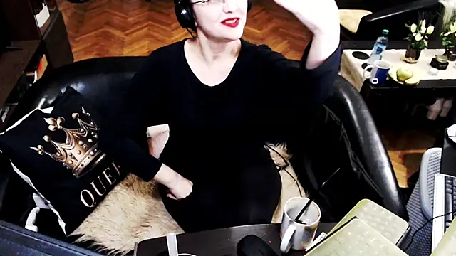 Chat XXX en directo de Imperatriza