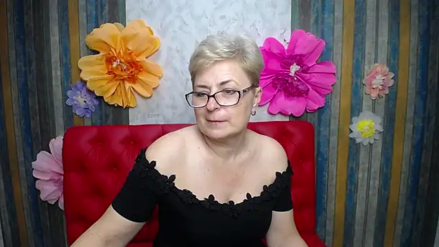 EmiliaGree Chat XXX in diretta