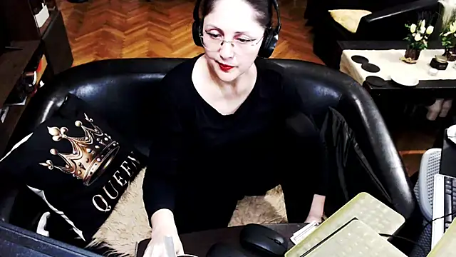 Chat XXX en directo de Imperatriza