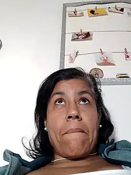 Czat XXX na żywo – Molly_newman6