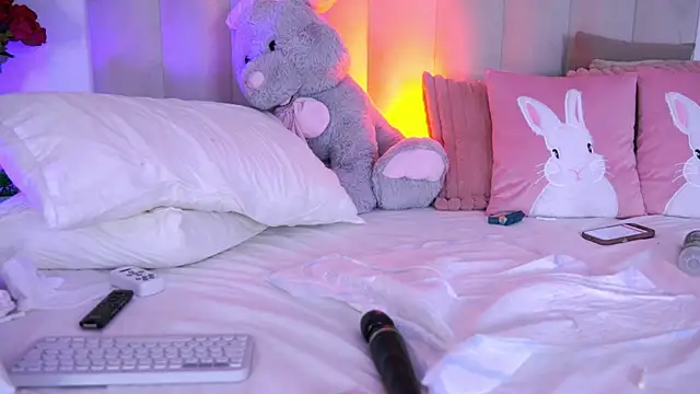 AishaSinsのライブXXXチャット