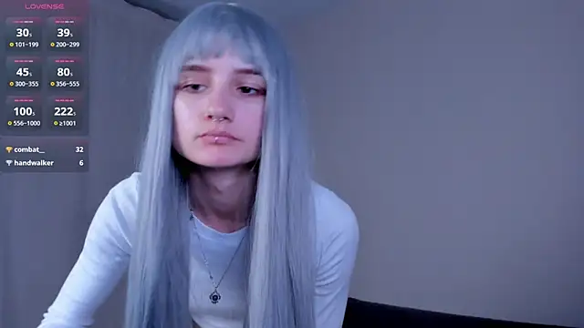 Czat XXX na żywo – kira_montelle