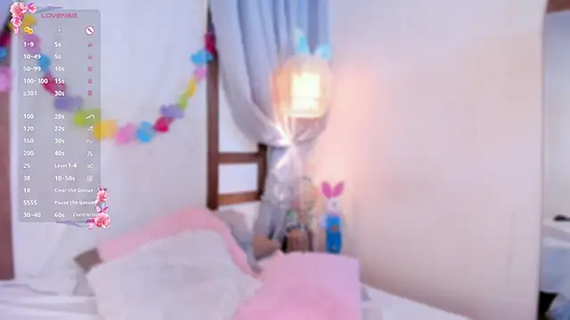 RenataLeclair's Live XXX Chat