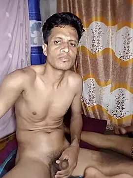 Priankaboudi élő XXX-chatje