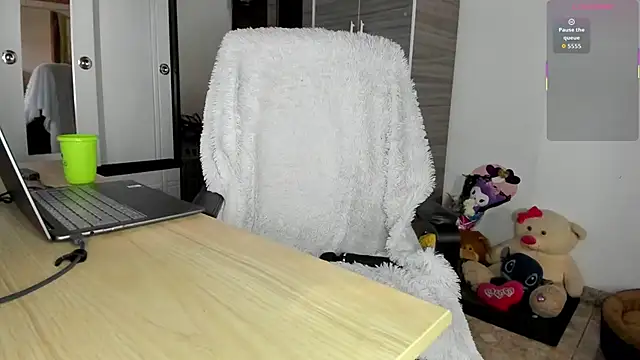 XXX chat uživo modela MollyCraft