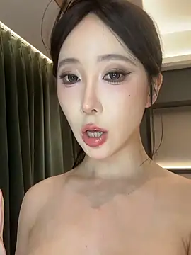 AYW-21's Live XXX Chat