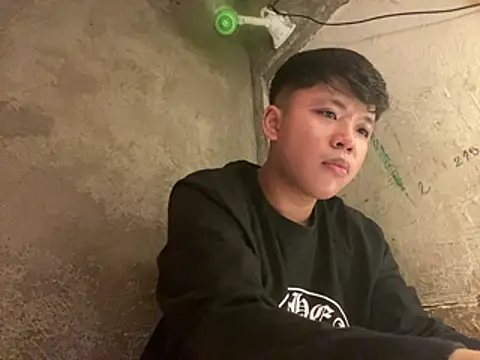 urasianrey 现场XXX聊天