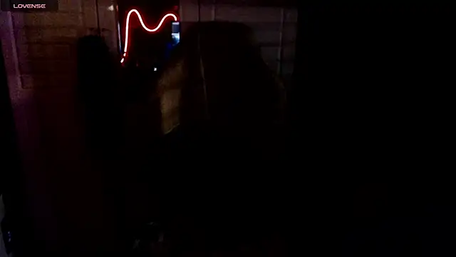 Show modela NastyMistressHUGEx na web-kameri