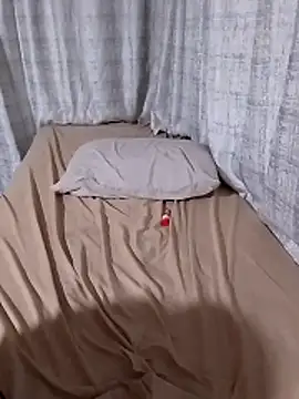 Mitchell2003's Live XXX Chat