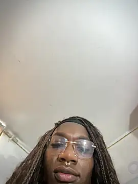 Black_shai01 在線直播表演