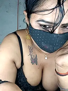 Chatroom XXX en direct de Delhi_Patola