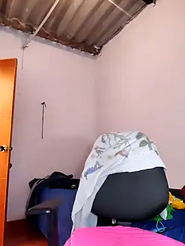 Yessi_rousse Adlı Modelin Canlı XXX Sohbeti