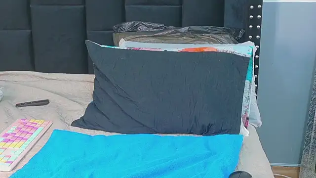 EbonyCoWorker élő XXX-chatje