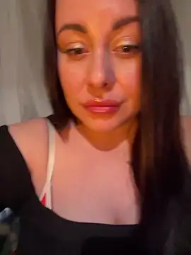 DaisyStreet live XXX chat