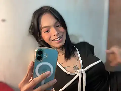 Tsumugi_kagura's Live XXX Chat