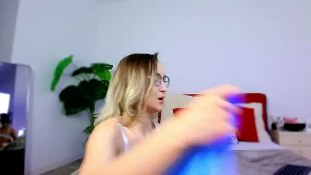 CharmingAnnie Chat XXX in diretta