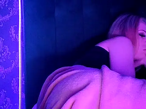 Chat +18 de nicole77745 ao vivo