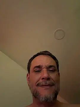 Show modela MachosBB_sex na web-kameri