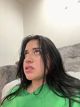 KallyMyller1 Adlı Modelin Canlı XXX Sohbeti