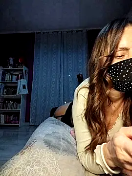 Akemi_rossi's Live XXX Chat