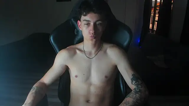 Luke_Chill Webcamshow