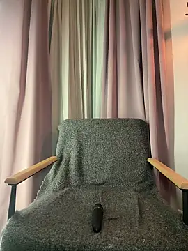 Chat +18 de haileyhope_ ao vivo