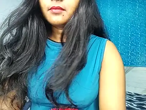 Muktha's Live XXX Chat