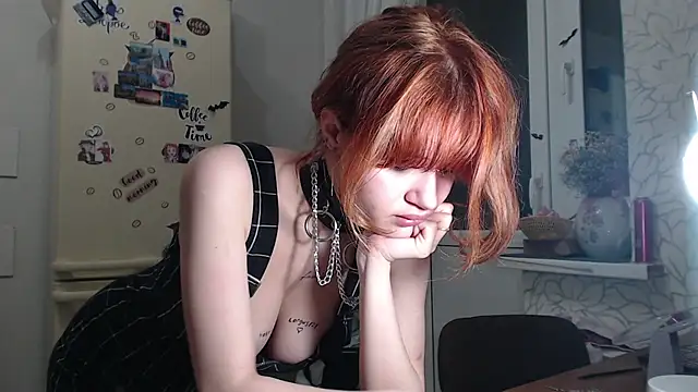 SolarAdrienne Live XXX-chat