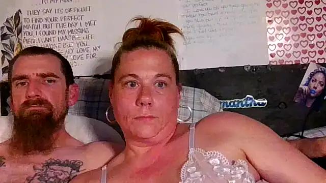 Chat +18 de JSfreakycouple ao vivo