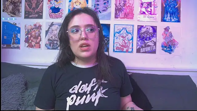 Chat XXX en directo de snowblack_