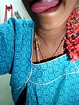 Kavya5500's Live XXX Chat