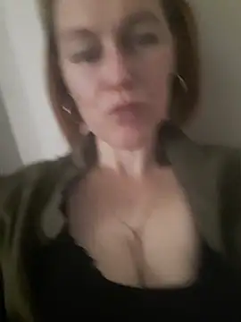 LanaOlbenst's Live XXX Chat