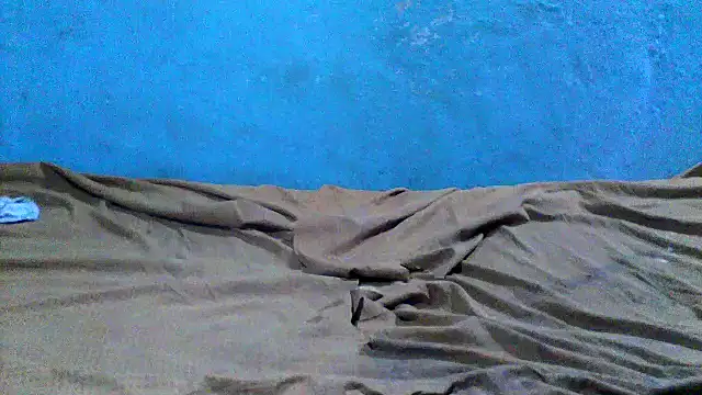 little__joy Show in webcam