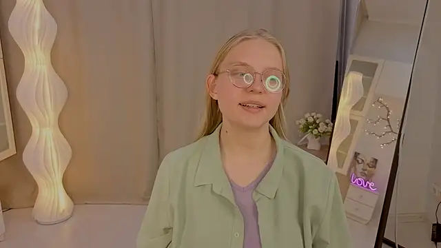 AlicaCohill's Live XXX Chat