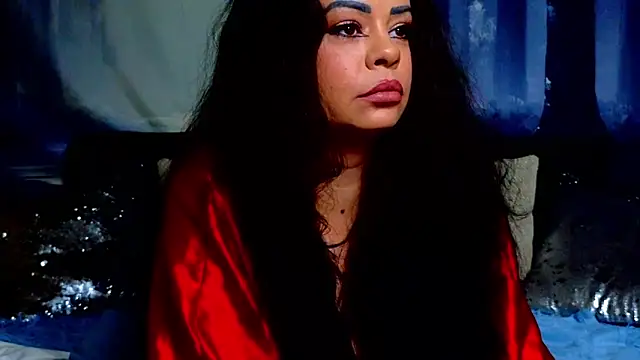 Chat XXX en directo de ElizabethEven